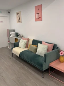 Wow by Elena Saez Medicina Estética